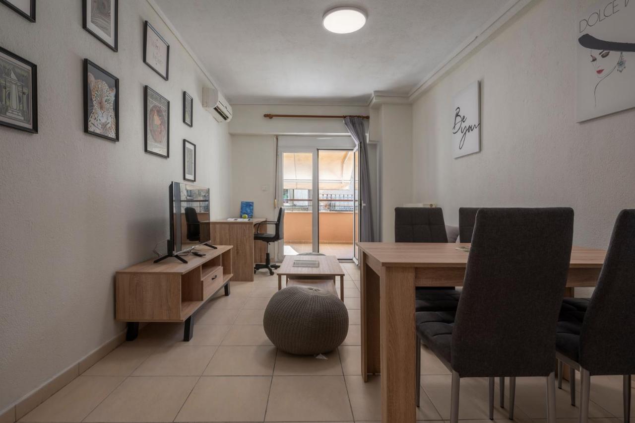 Kosmos Sevice Apartment Family City Center 4A Salonicco Esterno foto